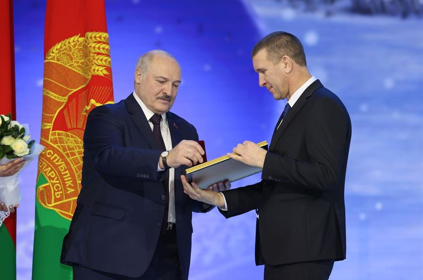 Премия беларуси. Prezdend Belarusian Lukashenko.